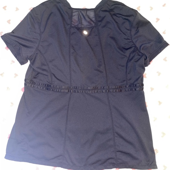 Lululemon Black Women's Top - Picture 3 of 5